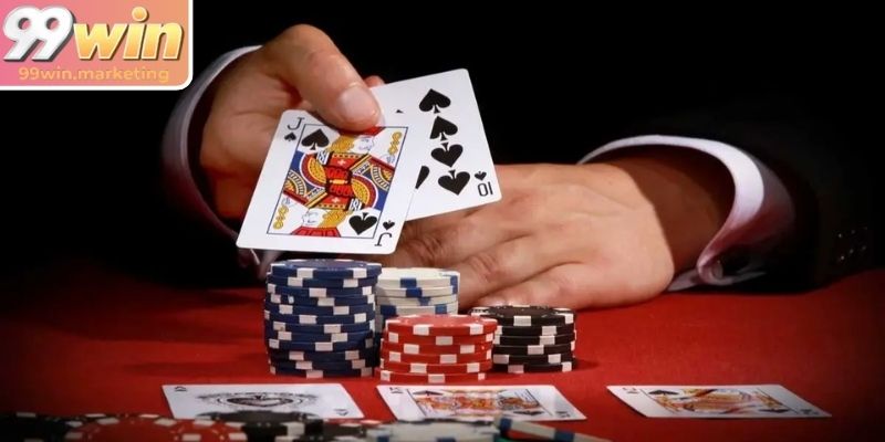 Nắm giữ các quân mạnh giúp bạn làm chủ thế trận